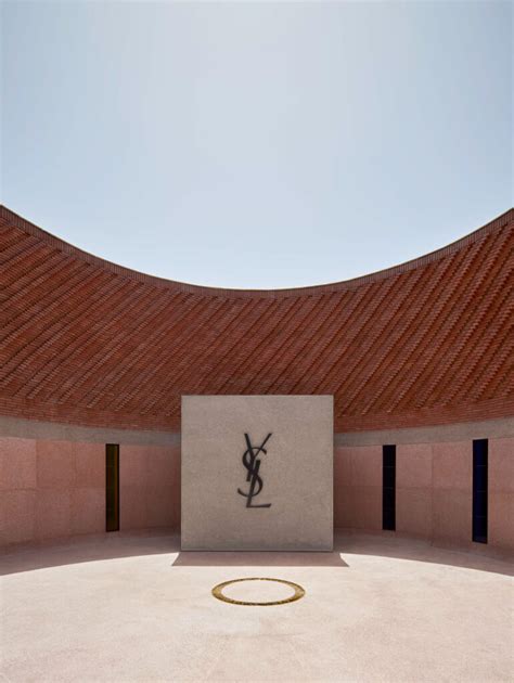 foto di musee yves saint laurent|yves saint laurent temple.